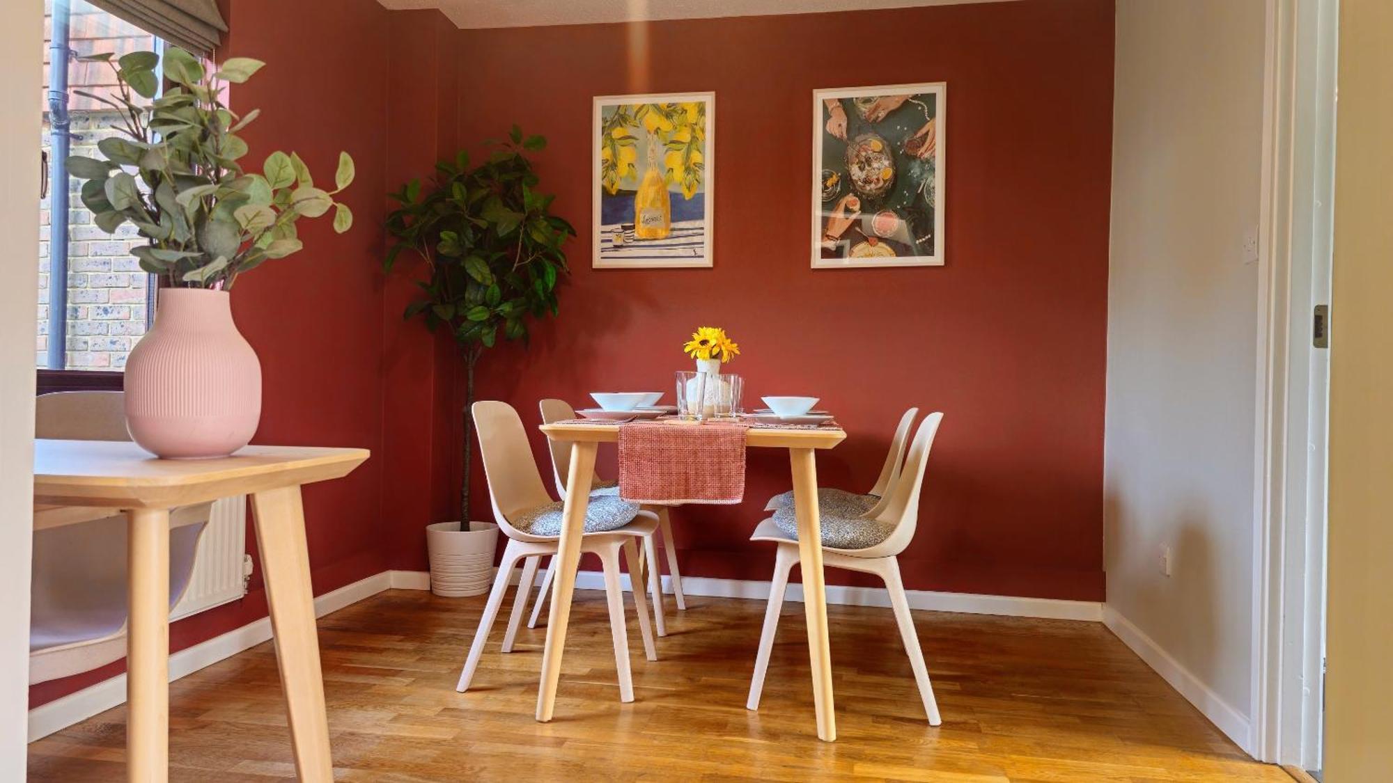 Grassmere - 3 Bed House With Private Garden Хорли Экстерьер фото
